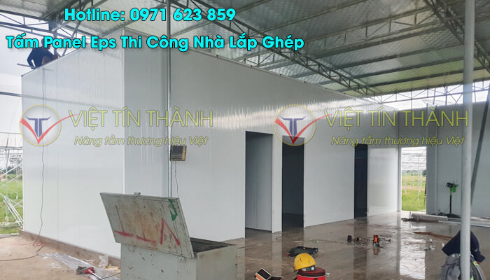 Panel Eps Thi Công Nhà Tiền Chế. Ảnh: Việt Tín Thành